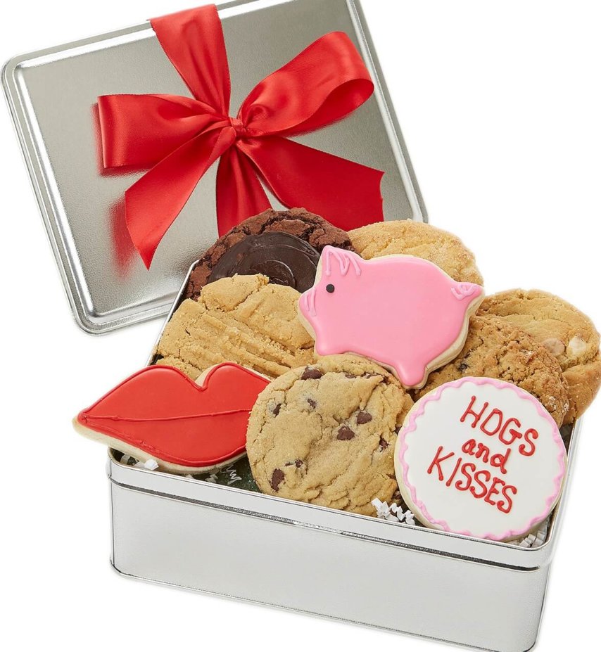 Hogs and Kisses Cookie Tin